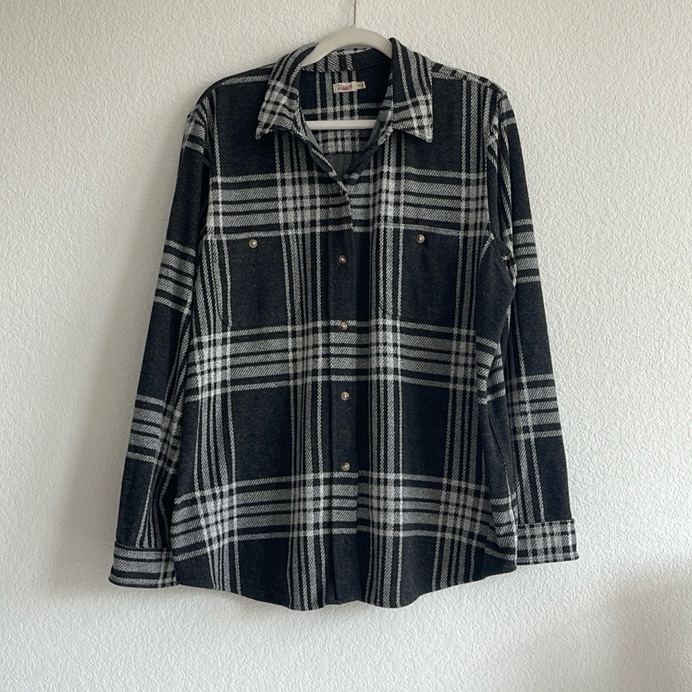 ❤️Faherty Black and White Plaid Legend Sweater Shirt